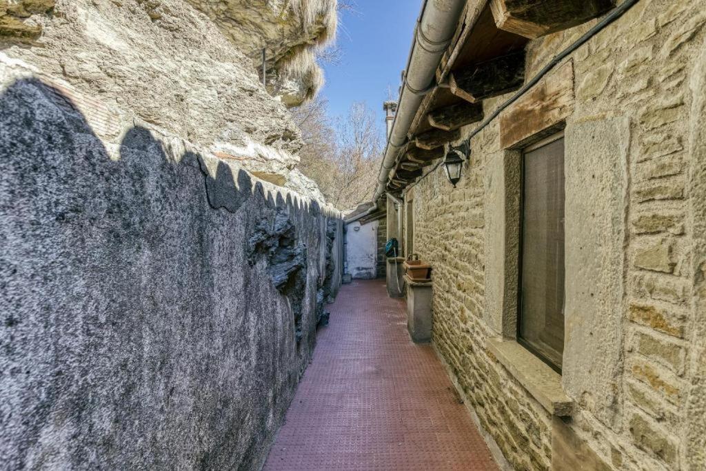 Nastura Casa Rural L'Art Hostal Rupit Exterior foto